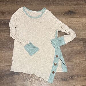 Adore long sleeve medium